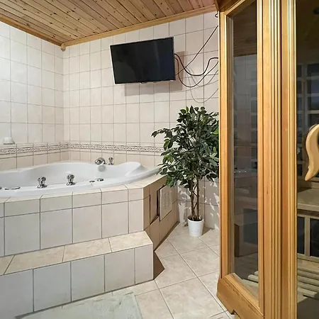 펜션 Beautiful In With Sauna 파르순